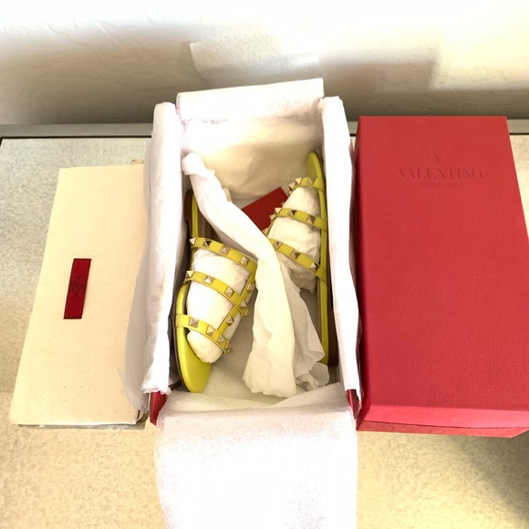 Valentino Garavani Rockstud leather slide - Picture 2 of 14